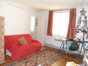 Appartement calme  double vitrage  chauffage et eau chaude collectif