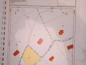 Terrain constructible environ 1800 M2 ■Plein sud belle exposition ■Sans vis à vis■Dans une