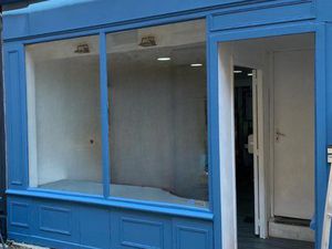 Local commercial Senlis