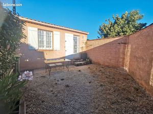 Location appartement meublé T2 Meyreuil