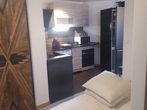 Studio meublé au centre de la station