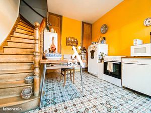 Maison de ville 9 pièces 242 m²