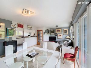 Spacieuse maison familiale 5 chambres  145 m²  jardin 1 700 m² et carport double  au calme