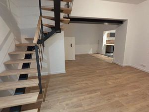 Maison de caractère en plein centre ville de St Meen