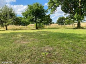 Terrain 1 000 m² Escobecques