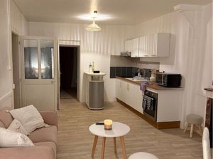 Appartement T2 45m2 avec petite cour collective