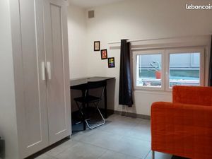 Studio 1 pièce 18 m²