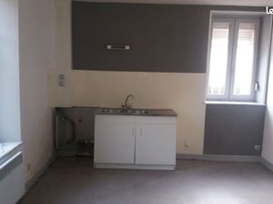 F2 rdc libre secteur mezieres-mohon