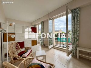 Studio 1 pièce 27 m²