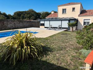 Maison 133 m2 5 pièces sur terrain 836 m2