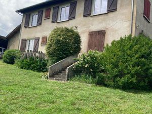 Ferme avec dépendances sur 2 4h