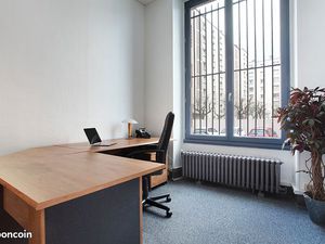 Bureau privé à louer pour 2 personnes à Grenoble City