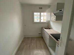 F2 + balcon  cave et parking