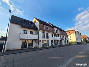 Local 128 m² Beaune