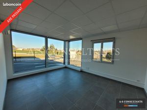 Local commercial 115 m²