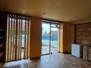 Local commercial idéal pour activité professionnelle