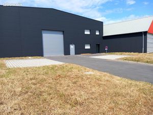 Entrepôt local commercial