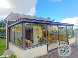 PORTBAIL-SUR-MER plage A 200 mètres de la plage  très agréable chalet bois