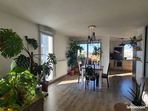 Appartement 68m² Arènes