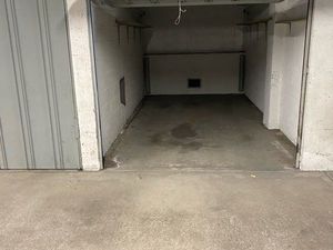 Loue garage voiture ou stockage