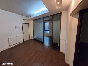 Strasbourg Local de 40m²+ stockage 100m²