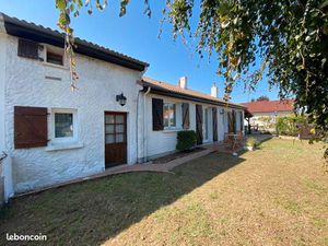 Opportunité rare à Bouaye : Maison de plain pied avec maisonnette totalement indépendante 