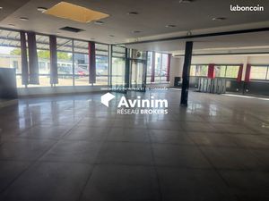 Local commercial 472 m² Baillet-en-France