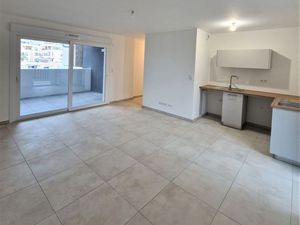 T3 neuf climatisé -Terrasse - garage fermé - Ajaccio