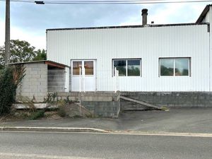 Bâtiment artisanal / stockage – 120 m²