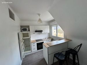 CAEN – T2 Dernier étage plein centre ville de Caen - Disponible immédiatement