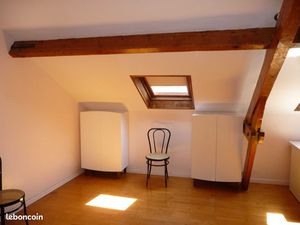 Studio meublé à 2 min du RER A