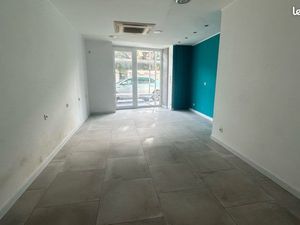 Murs commerciaux à vendre