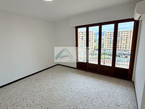 Studio 1 pièce 26 m²