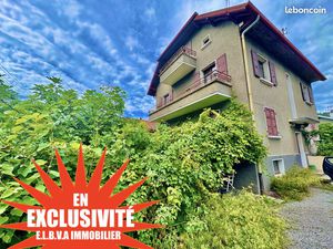 Maison 8 pièces 200 m²