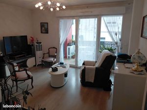 T3 Saint-Esprit balcon+parking