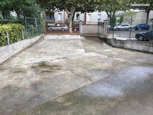 GARAGE DEPOT ENTREPOT HANGAR Livry-Gargan 200 M2