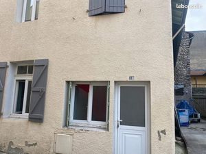 Ensemble de deux studios loués A vendre