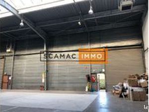 Local industriel 774 m²