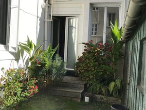 35m2 au sol au calme sur cour végétalisée