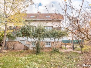 Maison familiale  Adamville  186m2  proche église  commerces  écoles