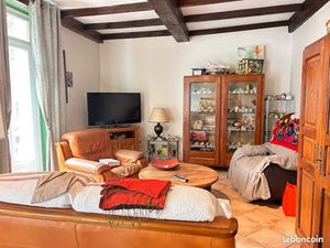 Maison proche des commerces et écoles