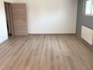 Grand F2 66 90 m² rdc dans quartier résidentiel