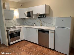 ? T2 Meublé Entièrement Rénové – 37 m² – Grenoble – Cuisine Équipée + Garage – Opportunité