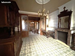 Maison semi bourgeoise à rénover  4 chambres  bureau  cour  garage jardin