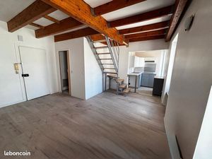 Particulier vend F3 en duplex 44 m² 77410 CLAYE-SOUILLY