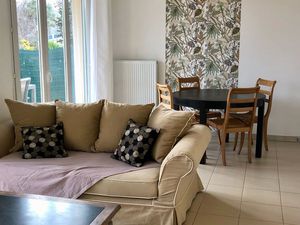 Location appartement 2 pièces meublé en rez de Jardin  parking  cave