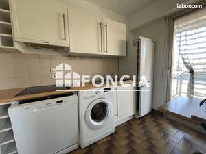 Studio 1 pièce 28 m²