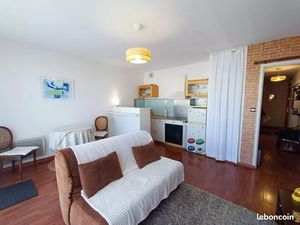 APPARTMENT DE TYPE 2 situé proche des commerces