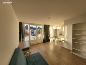 T1 bis rénové avec balcon et garage – Résidence sécurisée – Saumur (proche gare)