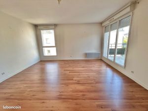 Appartement T2 à Saint-Cyr-sur-Loire